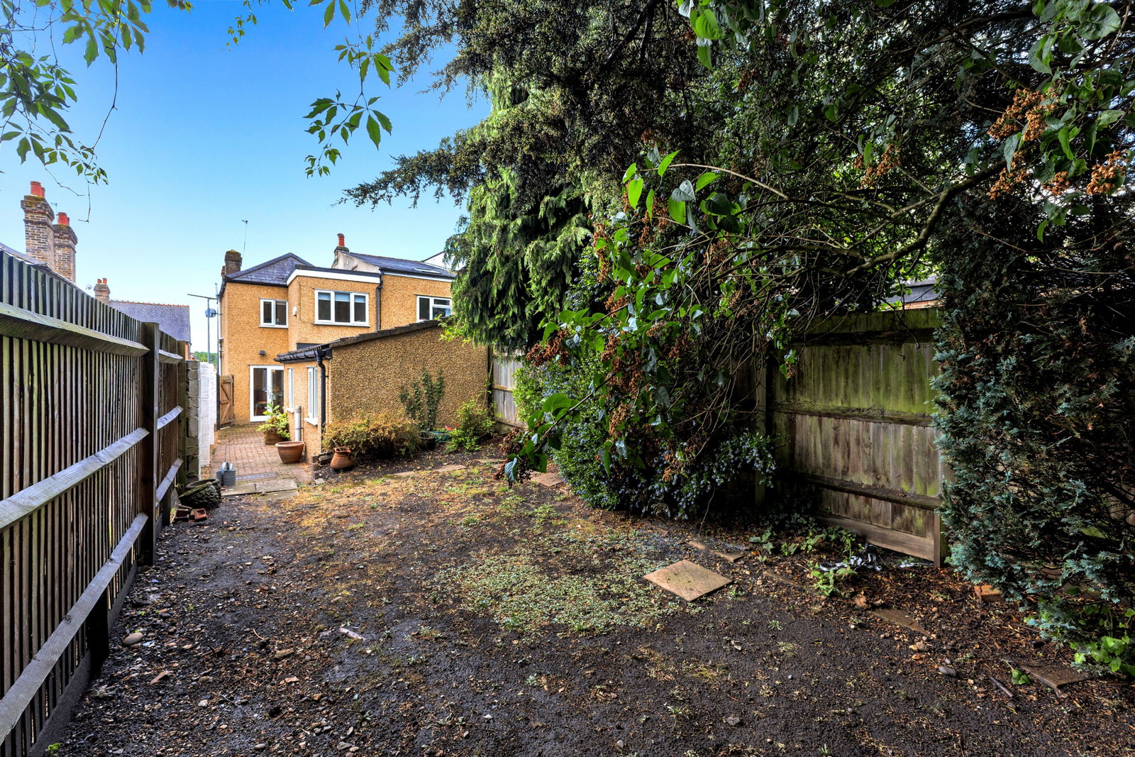 Rear garden and grounds